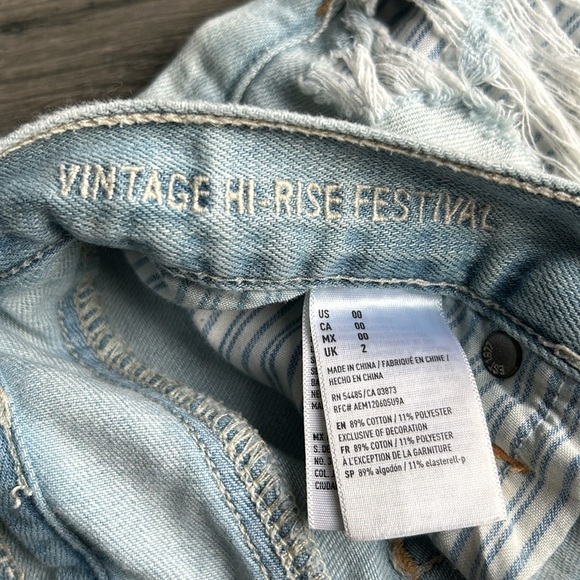 American Eagle Vintage High Rise Festival Short - Picture 5 of 7
